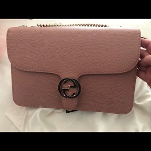 Gucci Interlocking G Shoulder Bag(crossbody)